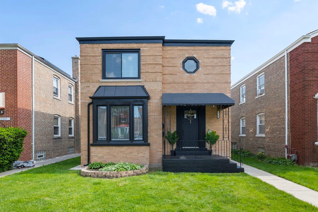 5347 W Gladys Avenue 1, Chicago, IL 60644