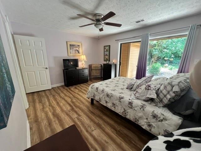 831 Lake Hollow Boulevard SW, Marietta, GA 30064