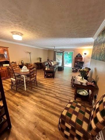 831 Lake Hollow Boulevard SW, Marietta, GA 30064