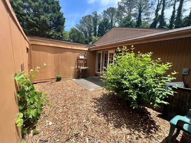 831 Lake Hollow Boulevard SW, Marietta, GA 30064