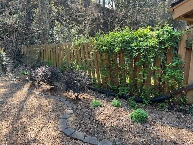 831 Lake Hollow Boulevard SW, Marietta, GA 30064