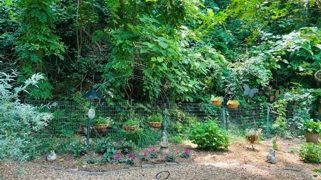 831 Lake Hollow Boulevard SW, Marietta, GA 30064