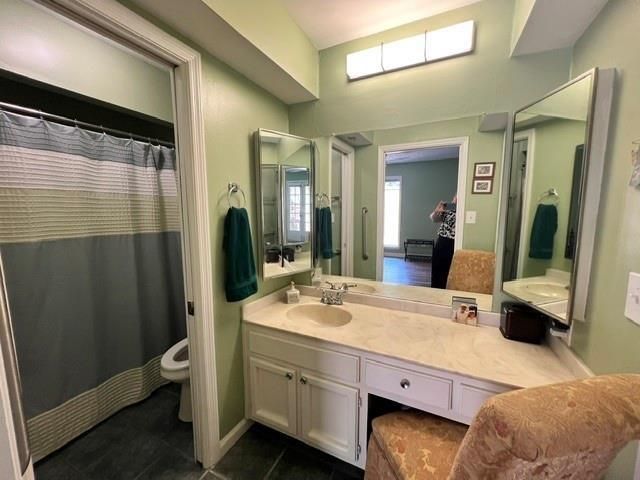 831 Lake Hollow Boulevard SW, Marietta, GA 30064