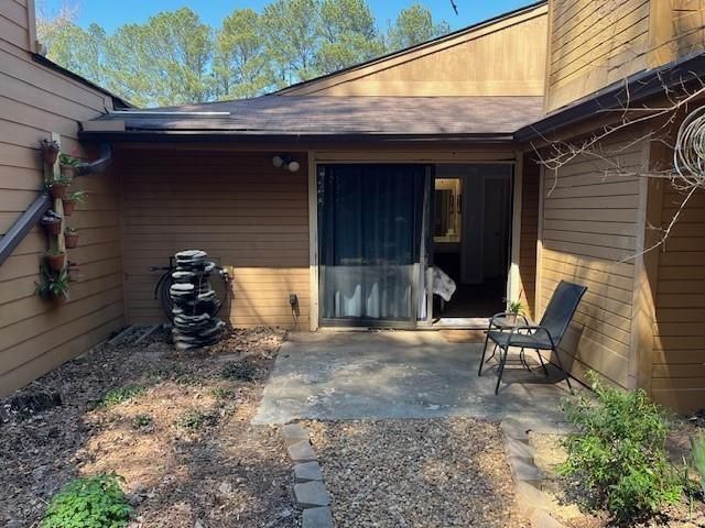 831 Lake Hollow Boulevard SW, Marietta, GA 30064