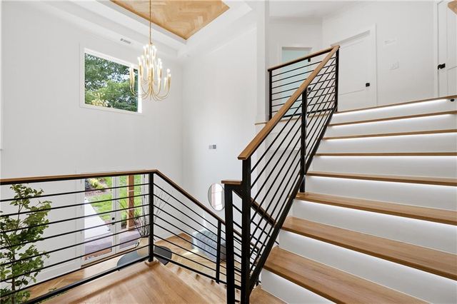 132 Lakeshore Drive NE, Marietta, GA 30067