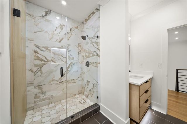 132 Lakeshore Drive NE, Marietta, GA 30067