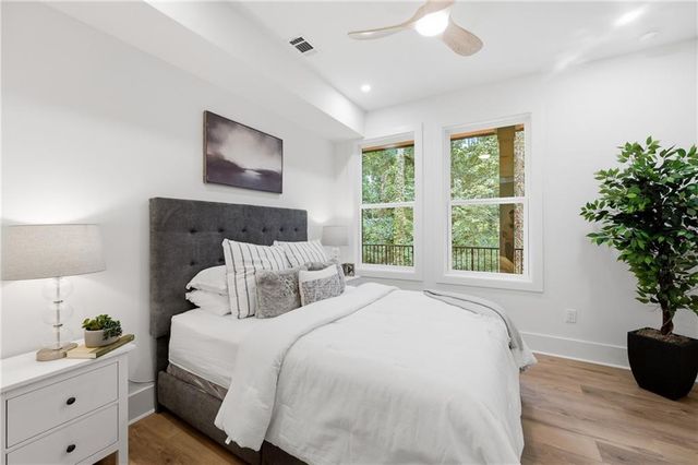 132 Lakeshore Drive NE, Marietta, GA 30067