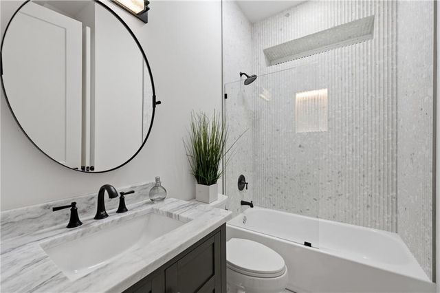 132 Lakeshore Drive NE, Marietta, GA 30067