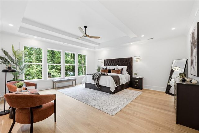 132 Lakeshore Drive NE, Marietta, GA 30067