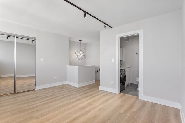 6166 N Sheridan Road 20D, Chicago, IL 60660