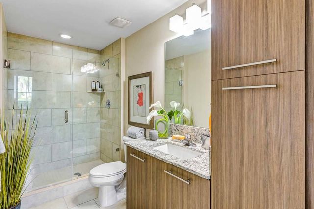 16808 SW 137th Avenue 936, Miami, FL 33177