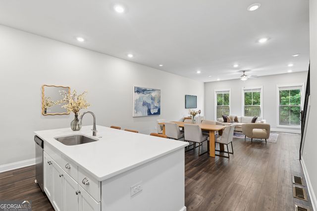 857 Constellation Drive, Decatur, GA 30033