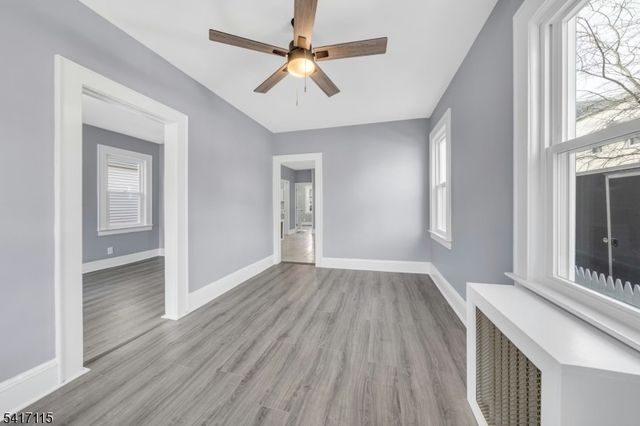 54 Thomas St, Bloomfield Twp., NJ 07003