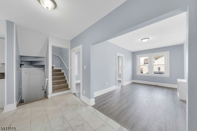 54 Thomas St, Bloomfield Twp., NJ 07003