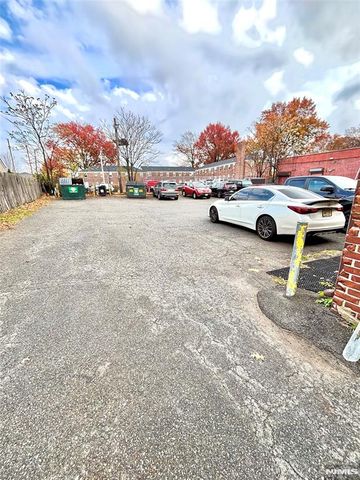 580-584 E Ridge Road, North Arlington, NJ 07031