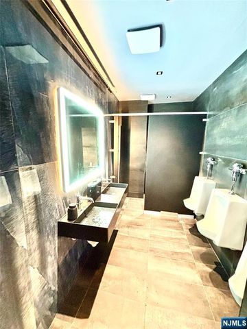 580-584 E Ridge Road, North Arlington, NJ 07031