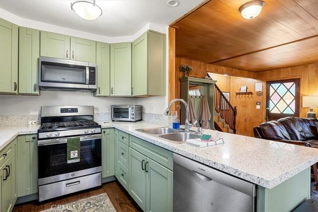 1257 Sand Canyon Court, Big Bear Lake, CA 92315