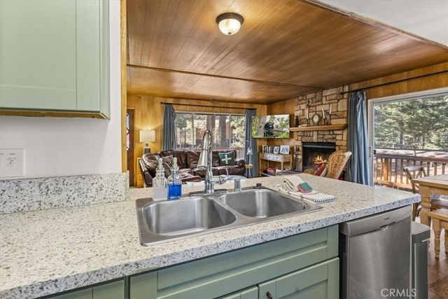 1257 Sand Canyon Court, Big Bear Lake, CA 92315