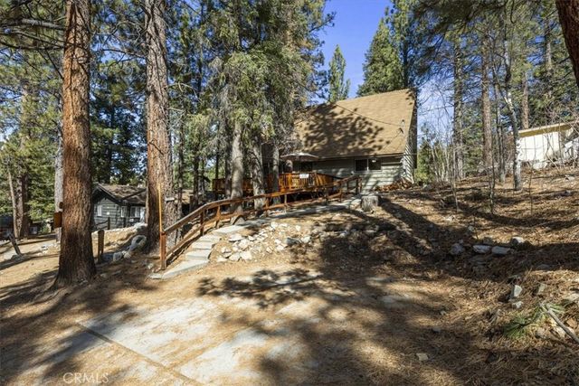 1257 Sand Canyon Court, Big Bear Lake, CA 92315