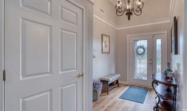 2064 Long Cove Circle, Newburgh, IN 47630