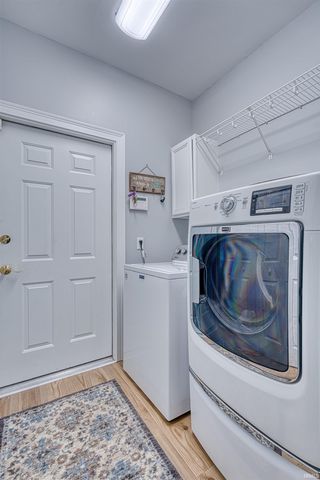 2064 Long Cove Circle, Newburgh, IN 47630