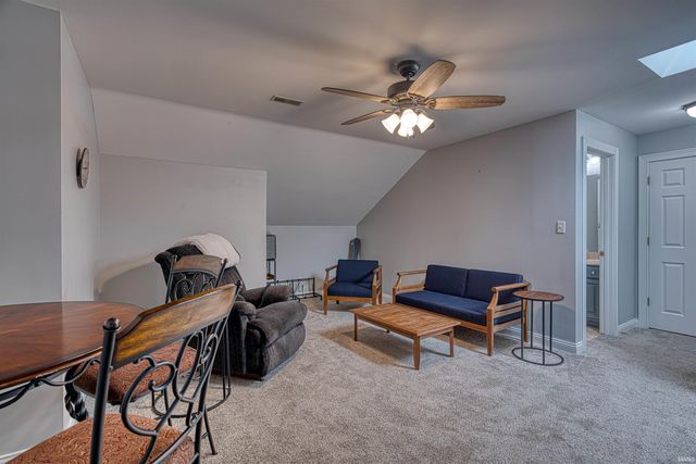 2064 Long Cove Circle, Newburgh, IN 47630