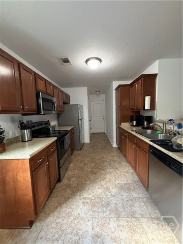 284 Barrister Circle, Guyton, GA 31312