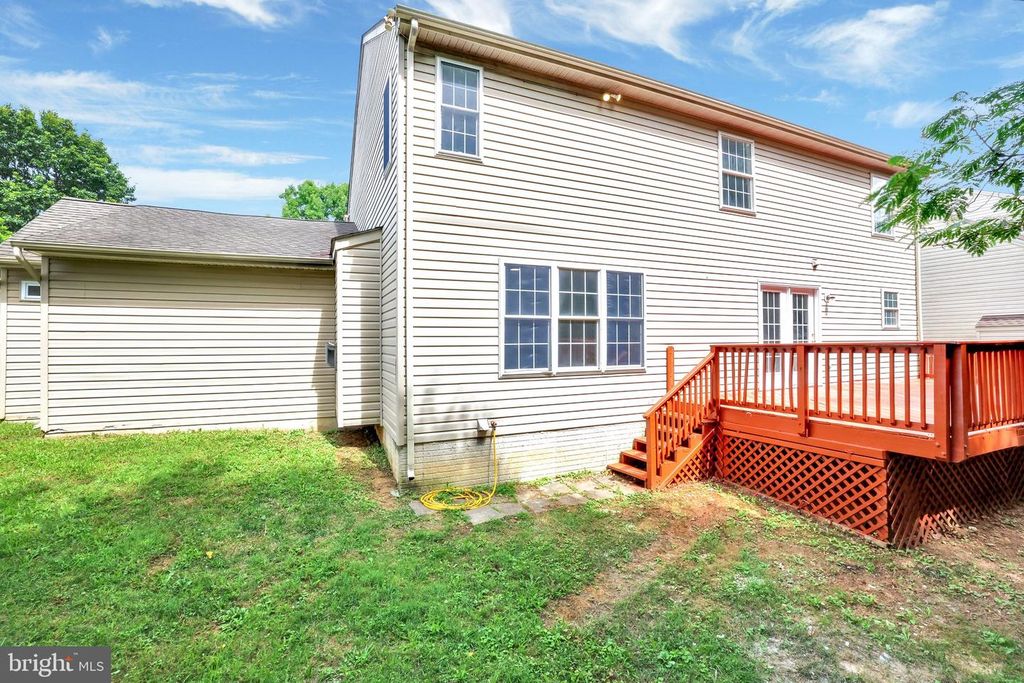 Image 41 of property listing at 3711 GREEN OAK CT, Baltimore, MD 21234