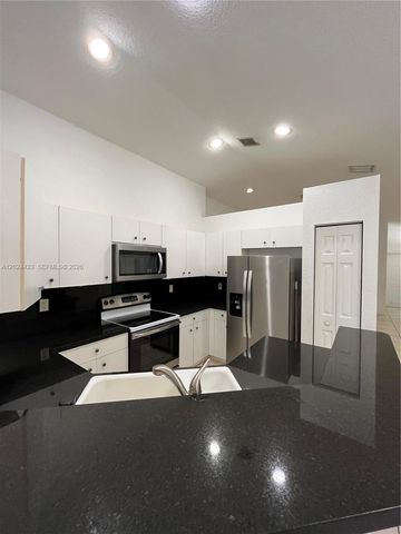 1467 Sunset Way 1467, Weston, FL 33327