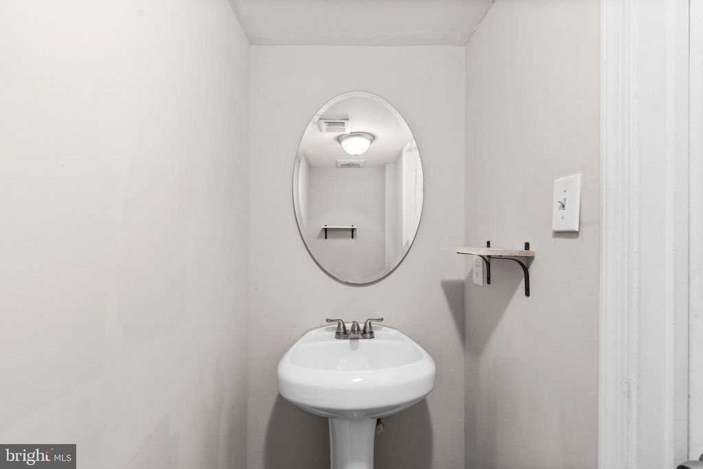 Image 13 of property listing at 9607 MUIRFIELD DR, Upper Marlboro, MD 20772