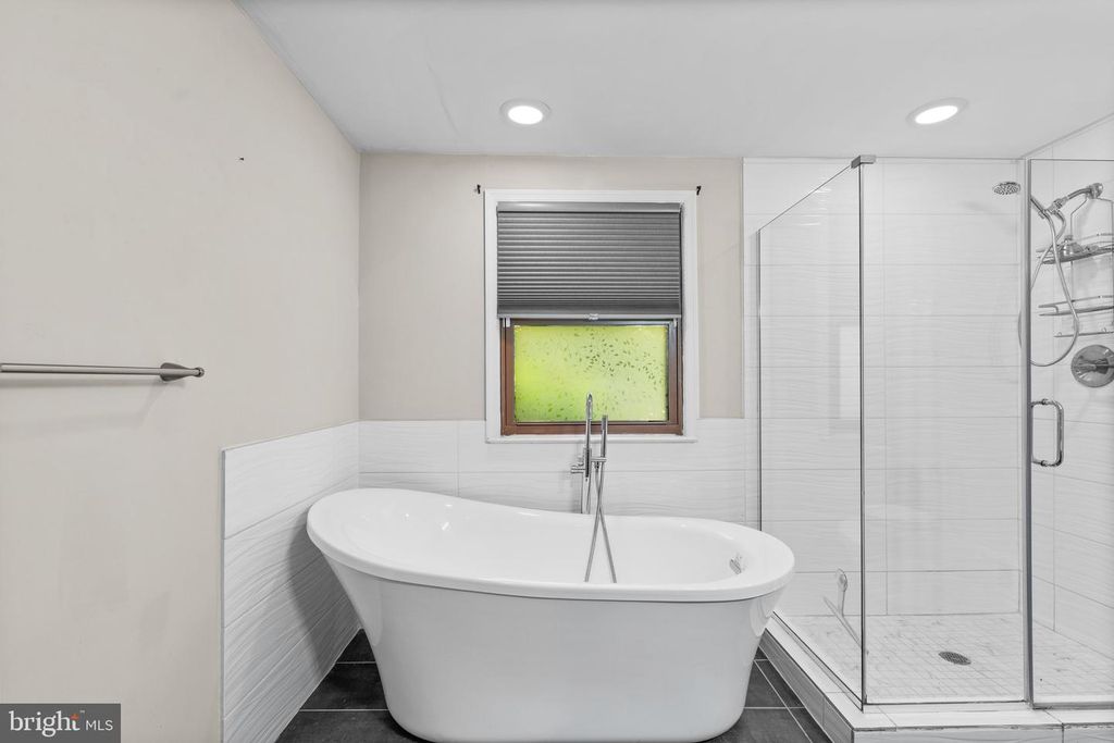 Image 17 of property listing at 9607 MUIRFIELD DR, Upper Marlboro, MD 20772
