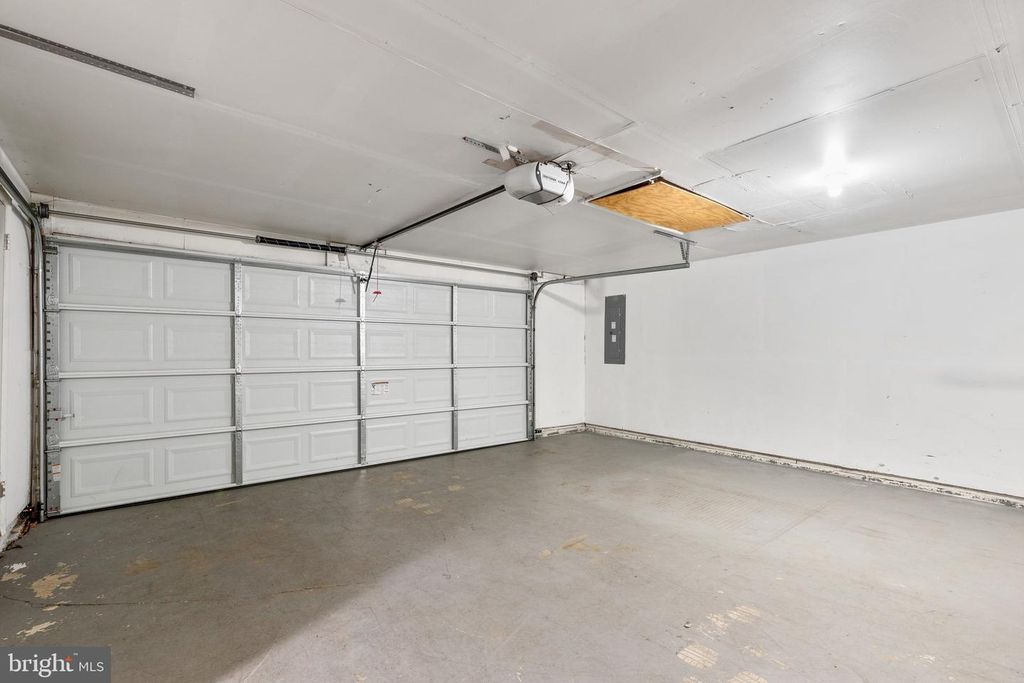 Image 23 of property listing at 9607 MUIRFIELD DR, Upper Marlboro, MD 20772
