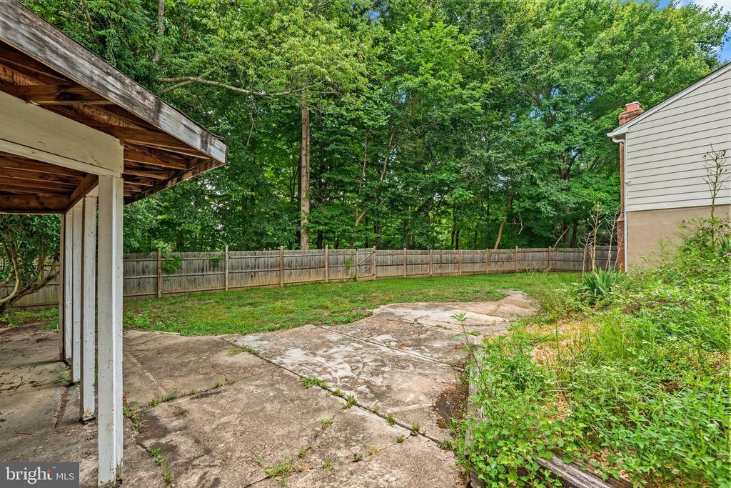 Image 24 of property listing at 9607 MUIRFIELD DR, Upper Marlboro, MD 20772