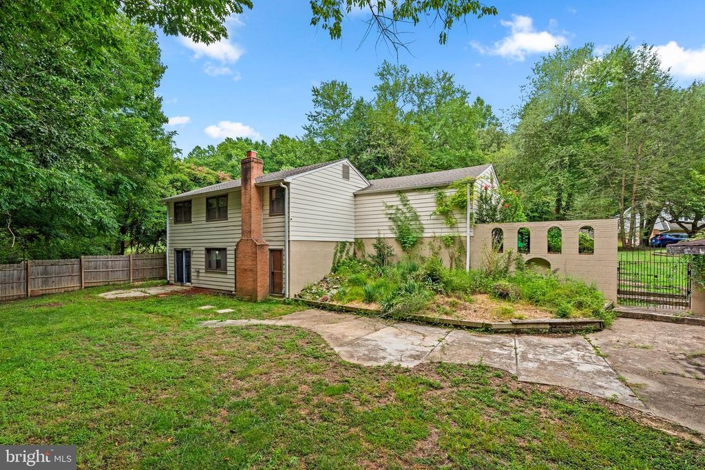 Image 25 of property listing at 9607 MUIRFIELD DR, Upper Marlboro, MD 20772