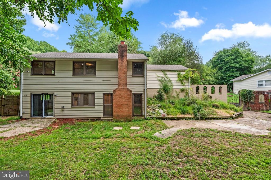 Image 26 of property listing at 9607 MUIRFIELD DR, Upper Marlboro, MD 20772
