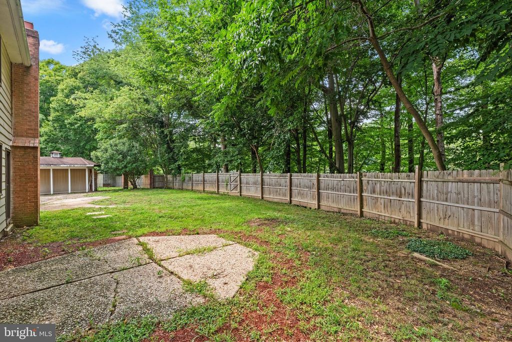 Image 28 of property listing at 9607 MUIRFIELD DR, Upper Marlboro, MD 20772
