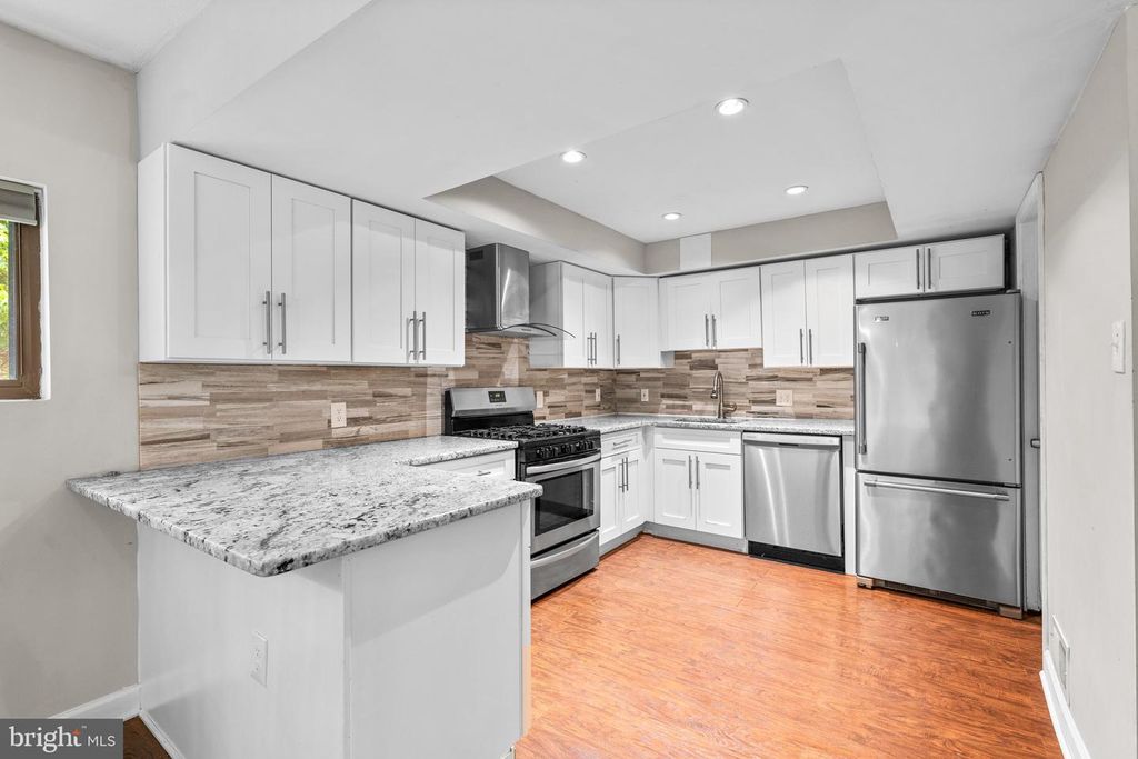 Image 9 of property listing at 9607 MUIRFIELD DR, Upper Marlboro, MD 20772