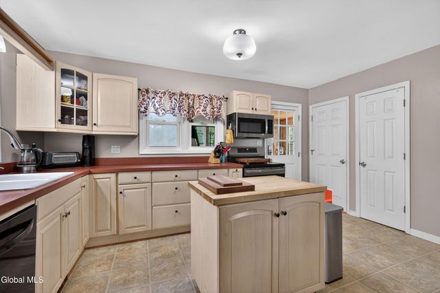 5793 Depot Road, Voorheesville, NY 12186
