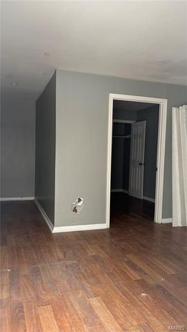 10040 Monarch Drive, St Louis, MO 63136