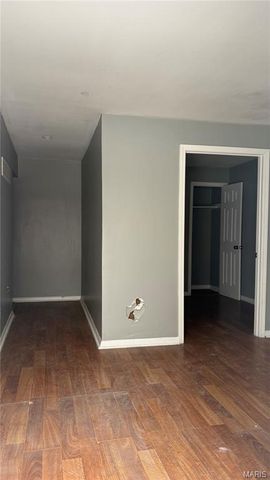 10040 Monarch Drive, St Louis, MO 63136