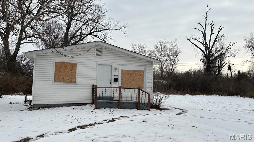 10040 Monarch Drive, St Louis, MO 63136