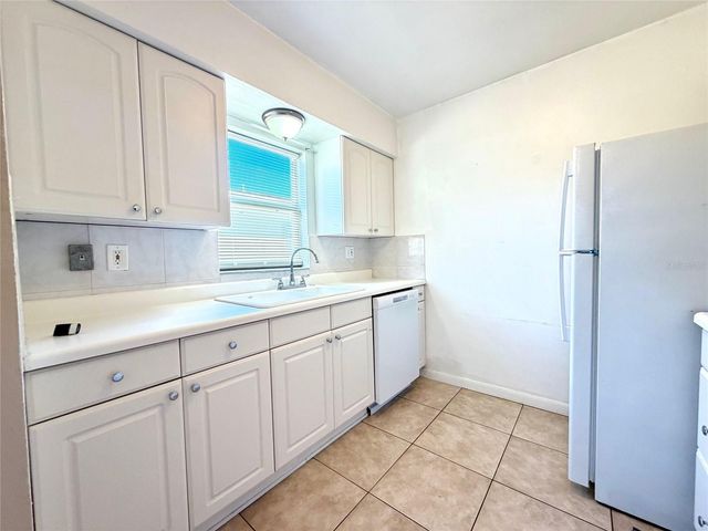 10780 64TH AVENUE, Seminole, FL 33772