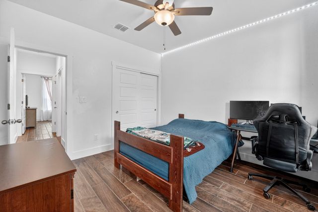 1619 Scenic View DR, Canyon Lake, TX 78133