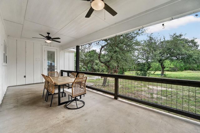 1619 Scenic View DR, Canyon Lake, TX 78133