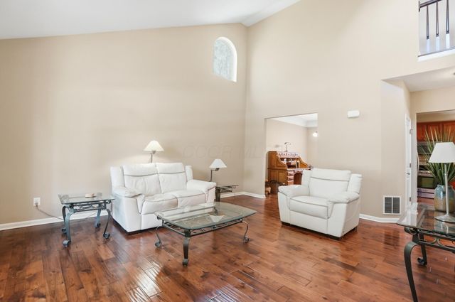 145 Winding Valley Drive, Delaware, OH 43015