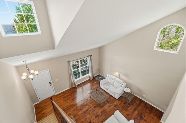 145 Winding Valley Drive, Delaware, OH 43015