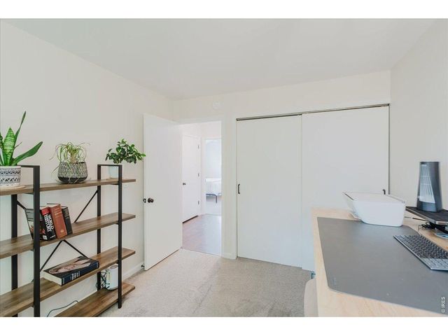 8433 Tabor Cir, Arvada, CO 80005