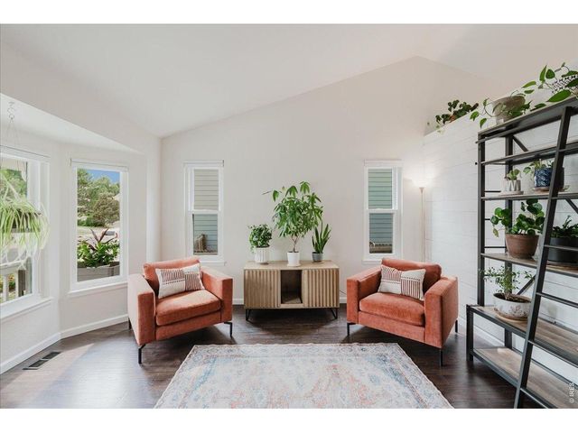 8433 Tabor Cir, Arvada, CO 80005