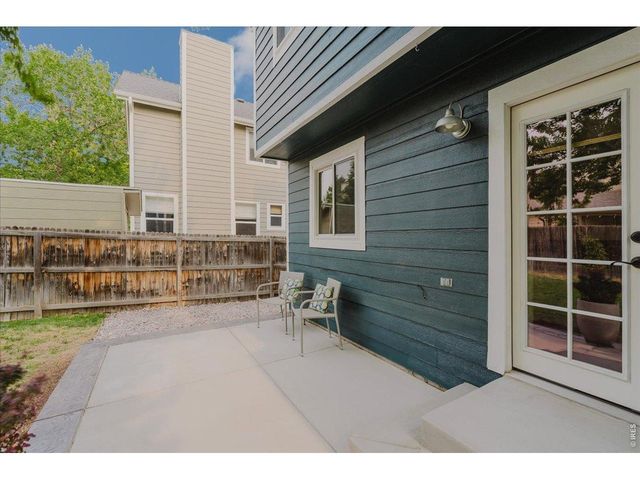 8433 Tabor Cir, Arvada, CO 80005