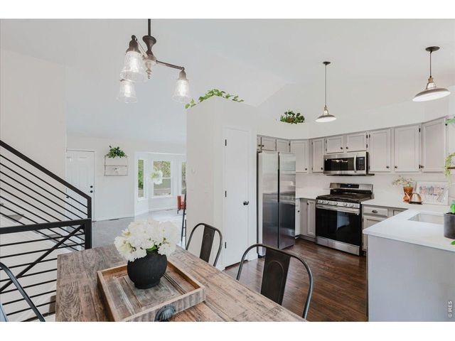 8433 Tabor Cir, Arvada, CO 80005